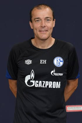 Zeugwart Enrico Heil; FC Schalke 04; 1.BL, Porträttermin 2021 2022 Gelsenkirchen Nordrhein-Westfalen Deutschland