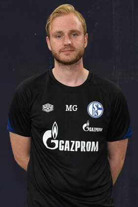 Teammanager Mario Grevelhörster; FC Schalke 04; 1.BL, Porträttermin 2021 2022 Gelsenkirchen Nordrhein-Westfalen Deutschland