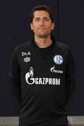 Dr. Antonius Antoniadis; FC Schalke 04; 1.BL, Porträttermin 2021 2022 Gelsenkirchen Nordrhein-Westfalen Deutschland