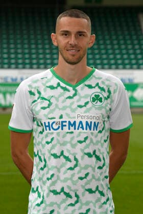 07.07.2021 - SpVgg Greuther Fürth ( Kleeblatt Spielvereinigung ) - 1. Fussball Bundesliga - Saison 2021 2022 - Fototermin Porträttermin - - Einzelbild Einzelfoto Portrait Porträt Kopfbild - Branimir Hrgota (10. SpVgg Greuther Fürth )