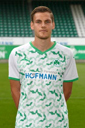 07.07.2021 - SpVgg Greuther Fürth ( Kleeblatt Spielvereinigung ) - 1. Fussball Bundesliga - Saison 2021 2022 - Fototermin Porträttermin - - Einzelbild Einzelfoto Portrait Porträt Kopfbild - Max Christiansen (13, SpVgg Greuther Fürth )