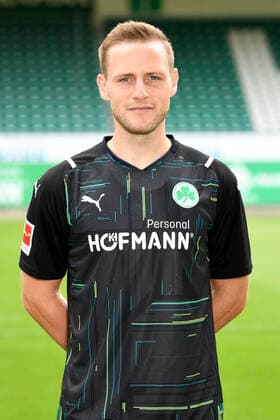 07.07.2021 - SpVgg Greuther Fürth ( Kleeblatt Spielvereinigung ) - 1. Fussball Bundesliga - Saison 2021 2022 - Fototermin Porträttermin - - Einzelbild Einzelfoto Portrait Porträt Kopfbild - Marius Funk (1, SpVgg Greuther Fürth )
