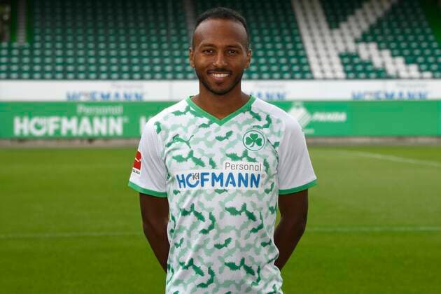 07.07.2021 - SpVgg Greuther Fürth ( Kleeblatt Spielvereinigung ) - 1. Fussball Bundesliga - Saison 2021 2022 - Fototermin Porträttermin - - Einzelbild Einzelfoto Portrait Porträt Kopfbild - Julian Green (37, SpVgg Greuther Fürth )