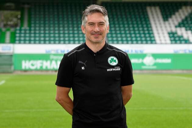 07.07.2021 - SpVgg Greuther Fürth ( Kleeblatt Spielvereinigung ) - 1. Fussball Bundesliga - Saison 2021 2022 - Fototermin Porträttermin - - Einzelbild Einzelfoto Portrait Porträt Kopfbild - Michael Schleinkofer (Athletik-Trainer SpVgg Greuther Fürth )