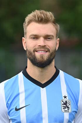 Yannick DEICHMANN (1860 Muenchen), 3.Liga,Portraettermin 2021 2022