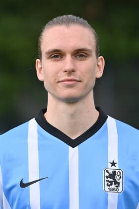 Tim LINSBICHLER (TSV 1860 Muenchen), 3.Liga,Portraettermin 2021 2022