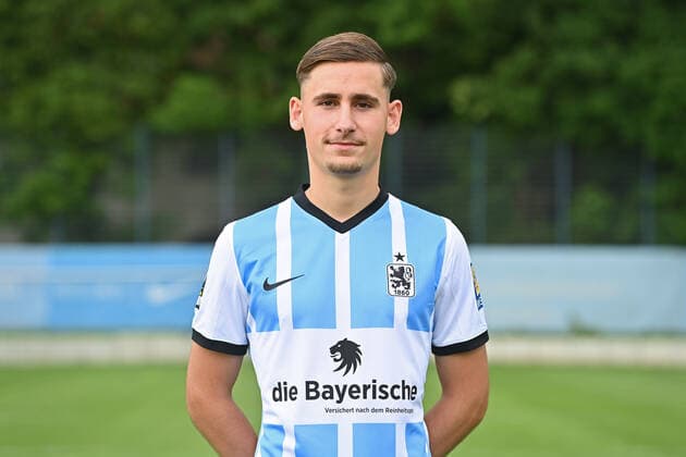 Milos COCIC (TSV 1860 Muenchen), 3.Liga,Portraettermin 2021 2022
