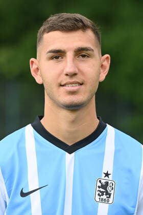 Semi BELKAHIA (TSV 1860 Muenchen), 3.Liga,Portraettermin 2021 2022