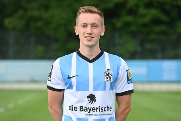 Fabian GREILINGER (TSV 1860 Muenchen), 3.Liga,Portraettermin 2021 2022