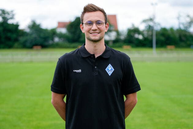 Cedric Schmidt (Physiotherapeut); SV Waldhof Mannheim; 3.Liga, Porträttermin 2021 2022