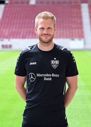 FUSSBALL 1. BUNDESLIGA SAISON 2021 2022 12.07.2021 Fototermin beim VfB Stuttgart in der Mercedes Benz Arena: Co Trainer Peter Perchtold