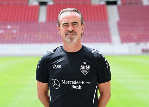 FUSSBALL 1. BUNDESLIGA SAISON 2021 2022 12.07.2021 Fototermin beim VfB Stuttgart in der Mercedes Benz Arena: Teammanager Guenther Schaefer