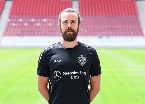 FUSSBALL 1. BUNDESLIGA SAISON 2021 2022 12.07.2021 Fototermin beim VfB Stuttgart in der Mercedes Benz Arena: Sportpsychologe Dino Poimann