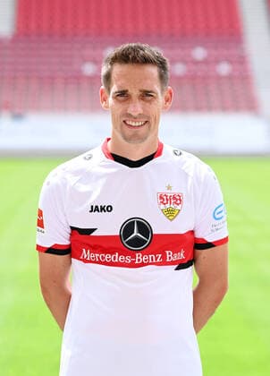 FUSSBALL 1. BUNDESLIGA SAISON 2021 2022 12.07.2021 Fototermin beim VfB Stuttgart in der Mercedes Benz Arena: Philipp Klement