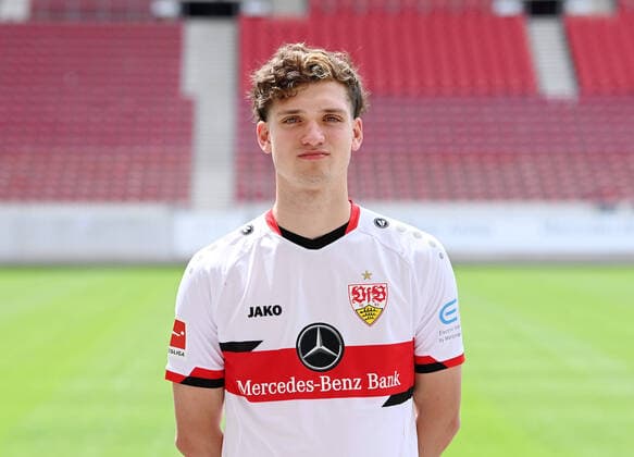 FUSSBALL 1. BUNDESLIGA SAISON 2021 2022 12.07.2021 Fototermin beim VfB Stuttgart in der Mercedes Benz Arena: Mateo Klimowicz