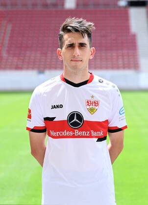FUSSBALL 1. BUNDESLIGA SAISON 2021 2022 12.07.2021 Fototermin beim VfB Stuttgart in der Mercedes Benz Arena: Oemer Faruk Beyaz