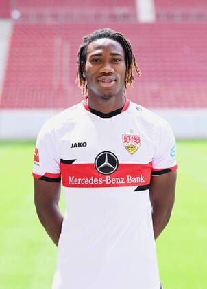 FUSSBALL 1. BUNDESLIGA SAISON 2021 2022 12.07.2021 Fototermin beim VfB Stuttgart in der Mercedes Benz Arena: Mohamed Sankoh