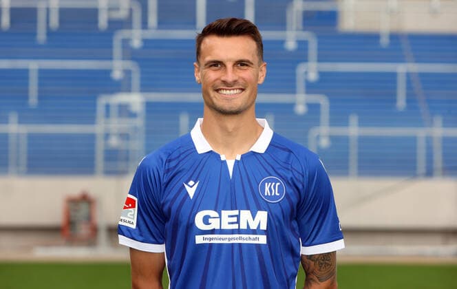 Karlsruher SC Portraittermin Saison 2021 2022 Philip Heise, Karlsruher SC, 2. Bundesliga, Porträttermin 2021 2022.