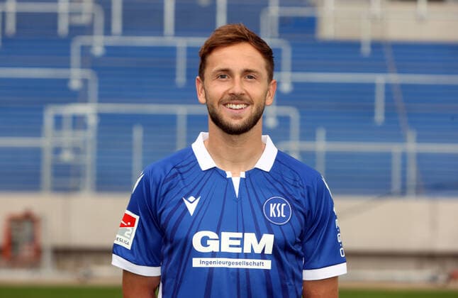 Karlsruher SC Portraittermin Saison 2021 2022 Lucas Cueto, Karlsruher SC, 2. Bundesliga, Porträttermin 2021 2022.