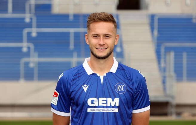 Karlsruher SC Portraittermin Saison 2021 2022 Christoph Kobald, Karlsruher SC, 2. Bundesliga, Porträttermin 2021 2022.