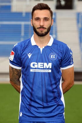 Karlsruher SC Portraittermin Saison 2021 2022 Fabian Schleusener, Karlsruher SC, 2. Bundesliga, Porträttermin 2021 2022.