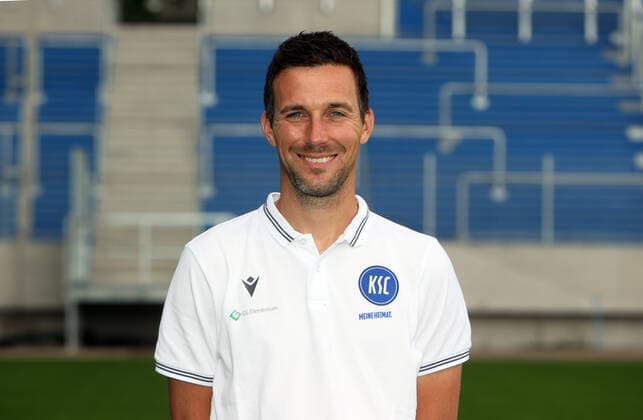 Karlsruher SC Portraittermin Saison 2021 2022 Christian Eichner (Trainer), Karlsruher SC, 2. Bundesliga, Porträttermin 2021 2022.