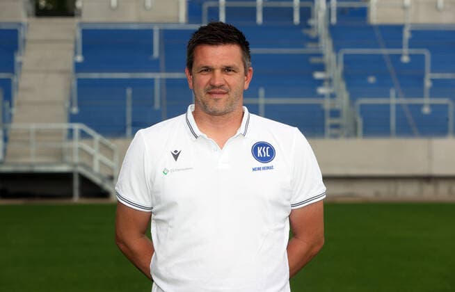 Karlsruher SC Portraittermin Saison 2021 2022 Zlatan Bajramovic (Co-Trainer), Karlsruher SC, 2. Bundesliga, Porträttermin 2021 2022.