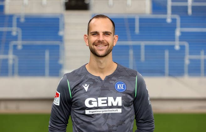 Karlsruher SC Portraittermin Saison 2021 2022 Marius Gersbeck, Karlsruher SC, 2. Bundesliga, Porträttermin 2021 2022.