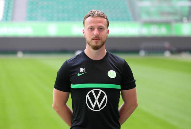 VfL Fototermin Wolfsburg, 13.07.2021, FUßBALL - VfL Wolfsburg, Bundesliga, Fototermin, Saison 2021 2022. Asistent Trainer Vincent Heilmann (VfL Wolfsburg) Wolfsburg