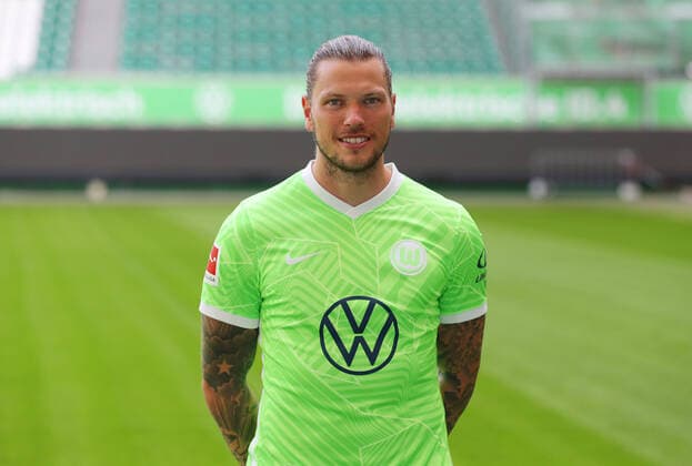 VfL Fototermin Wolfsburg, 13.07.2021, FUßBALL - VfL Wolfsburg, Bundesliga, Fototermin, Saison 2021 2022. Daniel Ginczek (VfL Wolfsburg) Wolfsburg