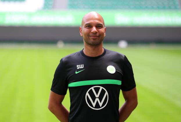 VfL Fototermin Wolfsburg, 13.07.2021, FUßBALL - VfL Wolfsburg, Bundesliga, Fototermin, Saison 2021 2022. Physiotherapeut und Osteopath Sascha Weiß (VfL Wolfsburg) Wolfsburg