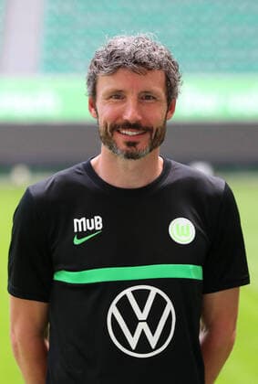 VfL Fototermin Wolfsburg, 13.07.2021, FUßBALL - VfL Wolfsburg, Bundesliga, Fototermin, Saison 2021 2022. Cheftrainer Mark van Bommel (VfL Wolfsburg) Wolfsburg