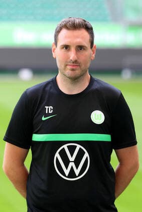 VfL Fototermin Wolfsburg, 13.07.2021, FUßBALL - VfL Wolfsburg, Bundesliga, Fototermin, Saison 2021 2022. Videoanalyst Tim Cezanne (VfL Wolfsburg) Wolfsburg