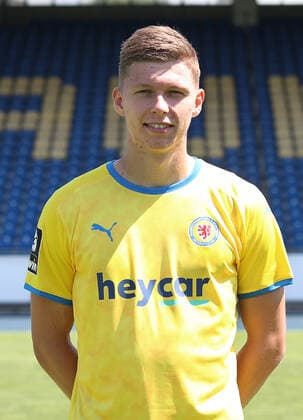 Luc Ihorst ; Eintracht Braunschweig; 3.Liga, Portraettermin 2021 2022