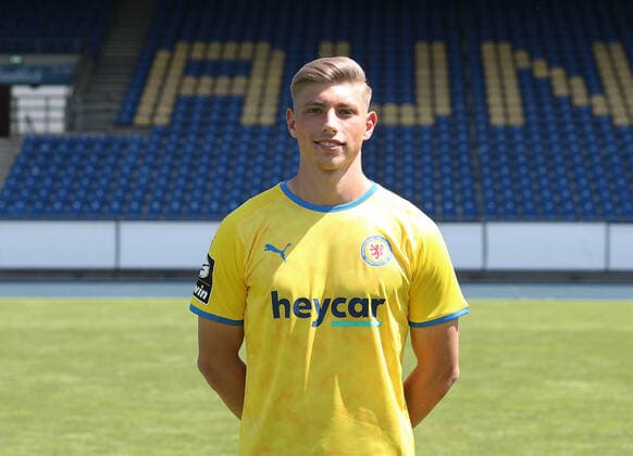 Felix Stumpe ; Eintracht Braunschweig; 3.Liga, Portraettermin 2021 2022