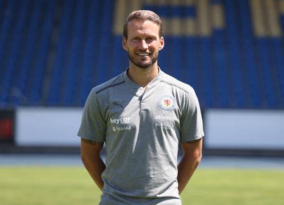 Co-Trainer Marc Pfitzner; Eintracht Braunschweig; 3.Liga, Portraettermin 2021 2022