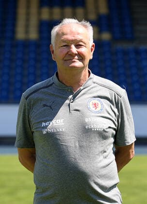Betreuer Berthold Schliwa; Eintracht Braunschweig; 3.Liga, Portraettermin 2021 2022