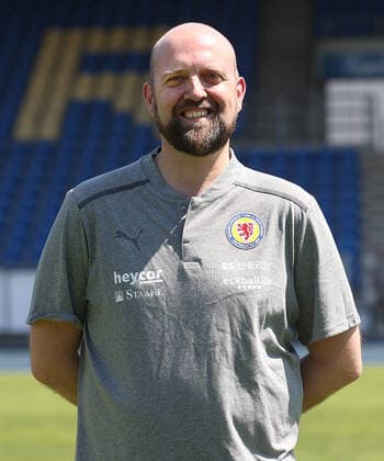 Chiropraktor Dr. Alexander Ruhe; Eintracht Braunschweig; 3.Liga, Portraettermin 2021 2022