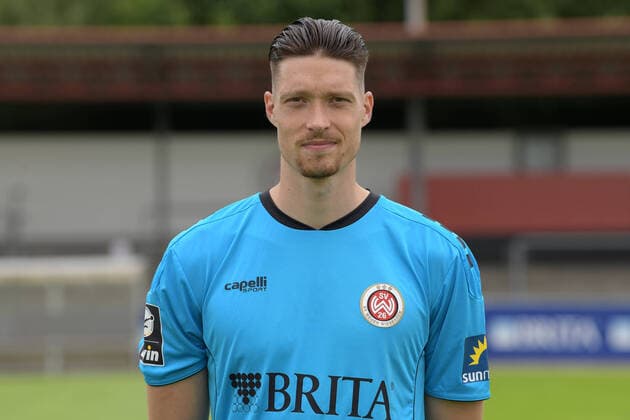 15.07.2021, xjhx, Fussball 3.Liga, SV Wehen Wiesbaden Porträt - Porträttermin 2021 2022 emspor, v.l. Florian Stritzel (DFL DFB REGULATIONS PROHIBIT ANY USE OF PHOTOGRAPHS as IMAGE SEQUENCES and or QUASI-VIDEO) Wehen