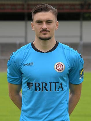 15.07.2021, xjhx, Fussball 3.Liga, SV Wehen Wiesbaden Porträt - Porträttermin 2021 2022 emspor, v.l. Arthur Lyska (DFL DFB REGULATIONS PROHIBIT ANY USE OF PHOTOGRAPHS as IMAGE SEQUENCES and or QUASI-VIDEO) Wehen