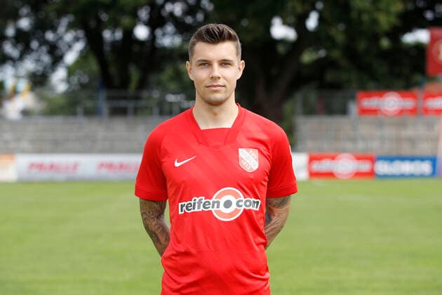 15.07.2021, Wilhelm-Langrehr-Stadion, Garbsen, 3. Liga, TSV Havelse Portraittermin, im Bild Erik Henschel (2, Havelse) TSV Havelse Teamfotos