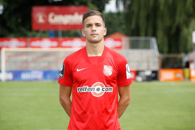 15.07.2021, Wilhelm-Langrehr-Stadion, Garbsen, 3. Liga, TSV Havelse Portraittermin, im Bild Jannis Neugebauer (14, Havelse) TSV Havelse Teamfotos