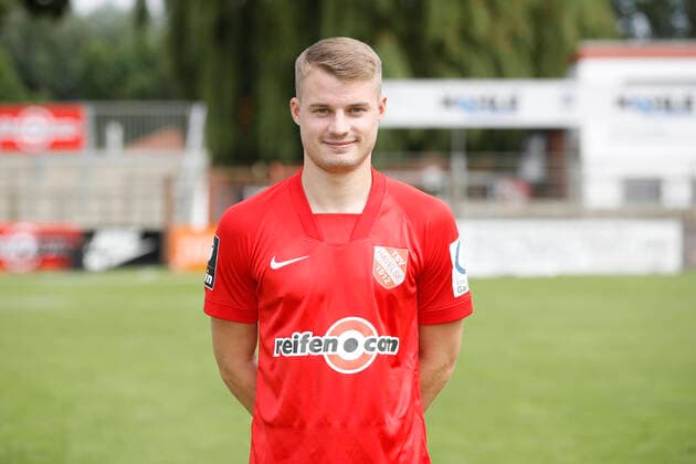 15.07.2021, Wilhelm-Langrehr-Stadion, Garbsen, 3. Liga, TSV Havelse Portraittermin, im Bild Torben Engelking (16, Havelse) TSV Havelse Teamfotos