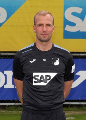 Trainer Sebastian Hoeneß (Hoffenh) , TSG 1899 Hoffenheim . Porträttermin TSG 1899 Hoffenheim 2021-2022 . Zuzenhausen, GER, 15.07.2020 ,Fussball 1. Bundesliga 2021 2022 . Editorial use only !