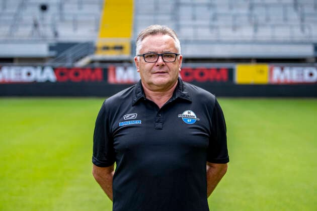 Betreuer Michael Heppner; SC Paderborn 07; 2.BL, Porträttermin 2021 2022 Copyright: xDavidxInderliedx