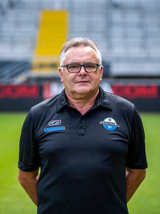 Betreuer Michael Heppner; SC Paderborn 07; 2.BL, Porträttermin 2021 2022 Copyright: xDavidxInderliedx