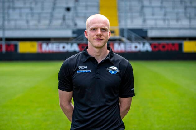 Physiotherapeut Robert Wezorke; SC Paderborn 07; 2.BL, Porträttermin 2021 2022 Copyright: xDavidxInderliedx