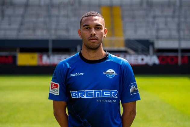 Jesse Tugbenyo; SC Paderborn 07; 2.BL, Porträttermin 2021 2022 Copyright: xDavidxInderliedx