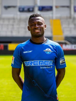 Jamilu Collins; SC Paderborn 07; 2.BL, Porträttermin 2021 2022 Copyright: xDavidxInderliedx