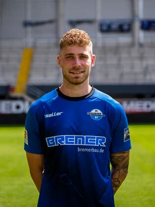 Felix Platte; SC Paderborn 07; 2.BL, Porträttermin 2021 2022 Copyright: xDavidxInderliedx